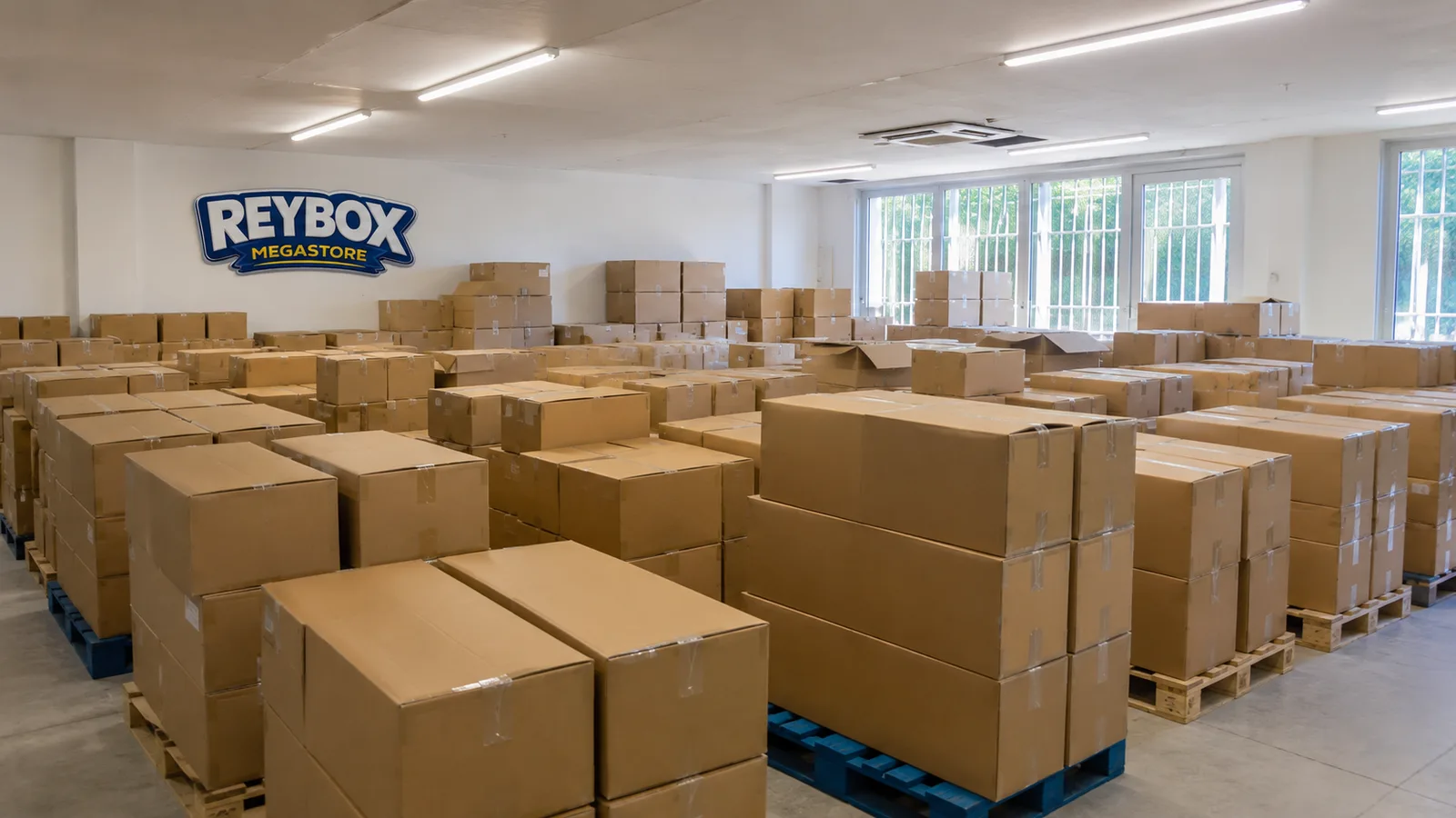 Magazzino ReyBox con stock pronto