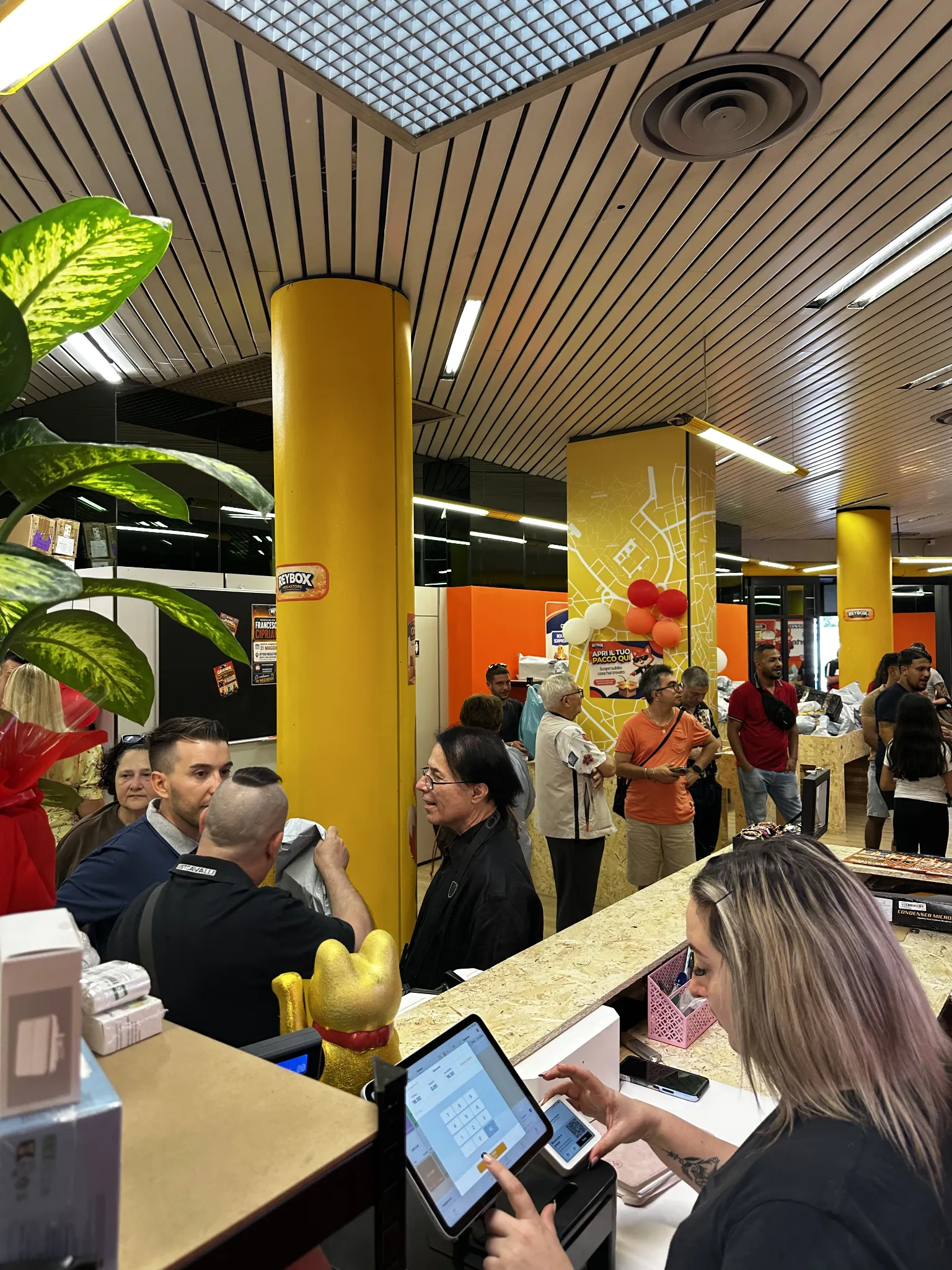 Punto vendita ReyBox di Sesto San Giovanni